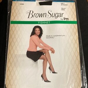 Brown Sugar by L’eggs Fishnet Hosiery - Jet Black size 1